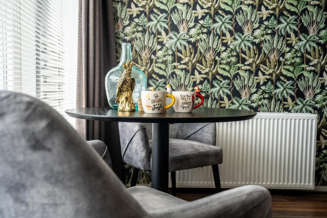 The Lion King - 6 Person Linked Apartment With Roof Terrace Groningen Eksteriør billede