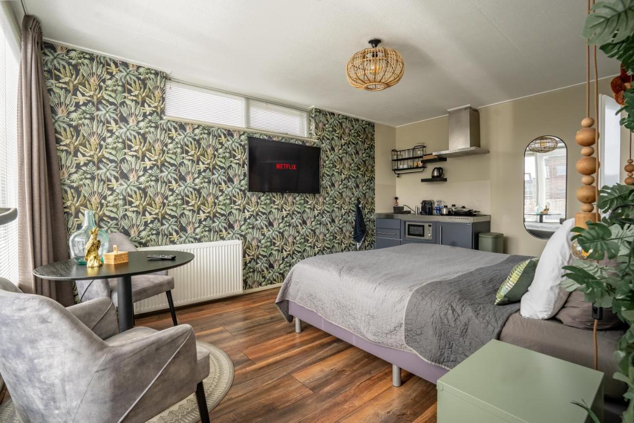 The Lion King - 6 Person Linked Apartment With Roof Terrace Groningen Eksteriør billede