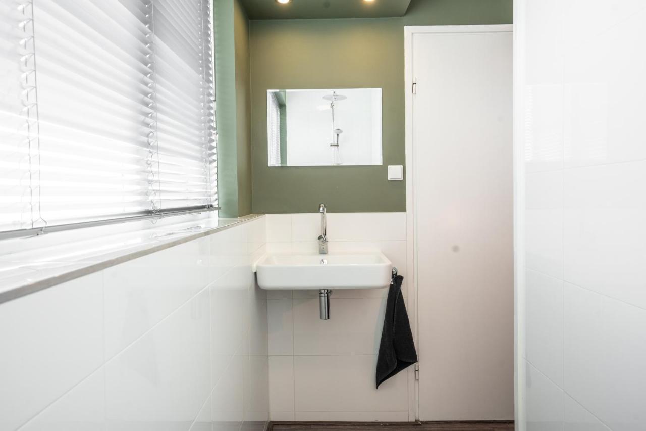 The Lion King - 6 Person Linked Apartment With Roof Terrace Groningen Eksteriør billede