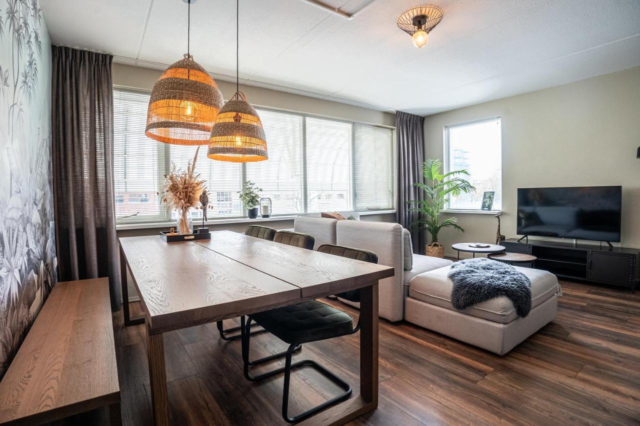 The Lion King - 6 Person Linked Apartment With Roof Terrace Groningen Eksteriør billede
