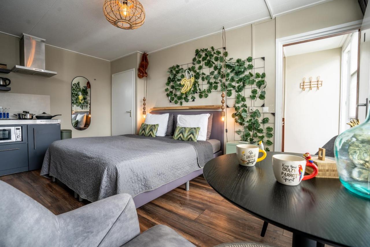 The Lion King - 6 Person Linked Apartment With Roof Terrace Groningen Eksteriør billede